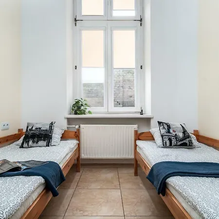 Puffa Lux Hostel *