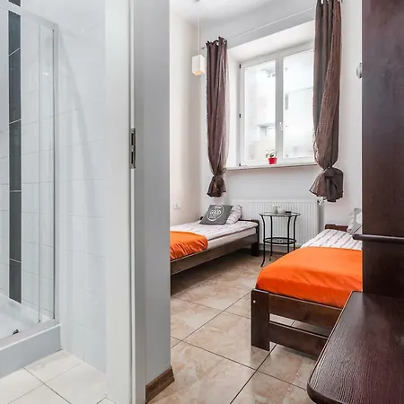 Puffa Lux Hostal *