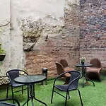 Puffa Lux Varsó