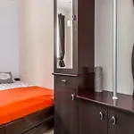 Puffa Lux Hostel *