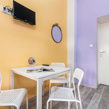 Puffa Hostel Lux * Warszawa