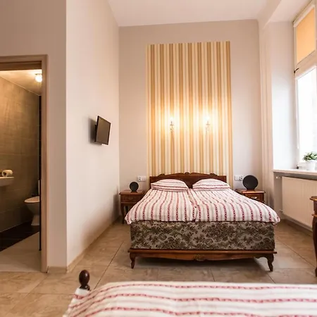 Puffa Hostel Lux *