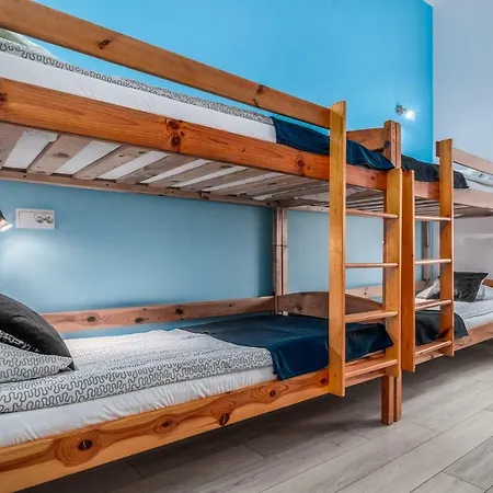 Puffa Hostel Lux