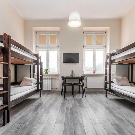 Puffa Hostel Lux Vandrarhem *